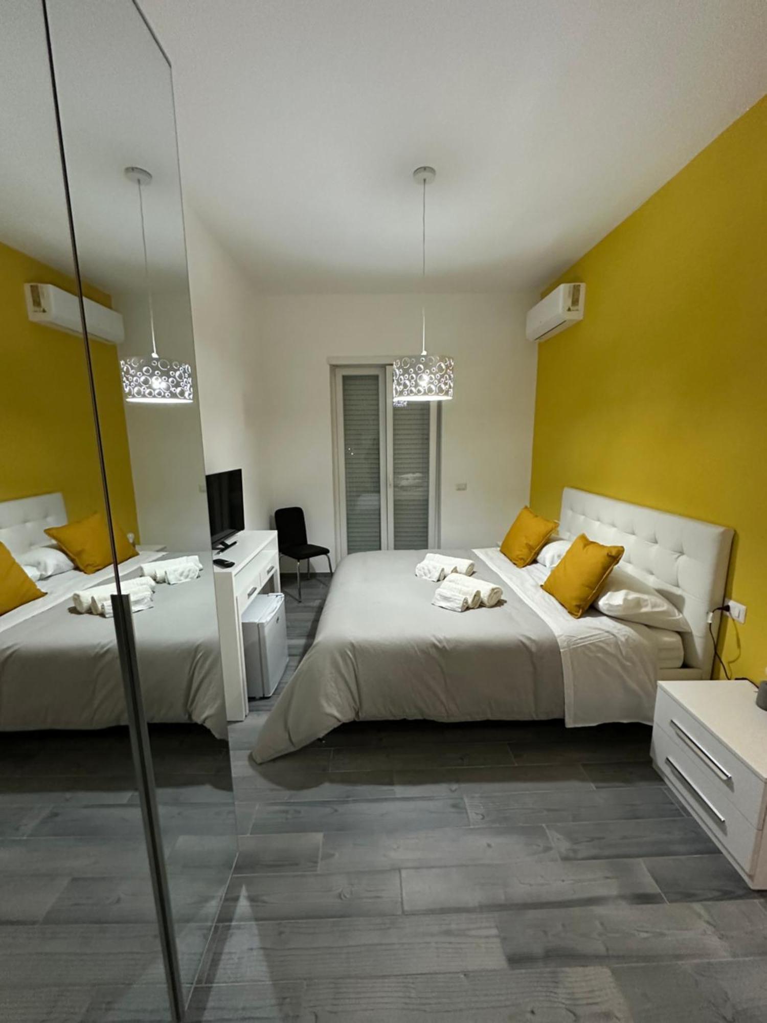 La Parthenope Suites Портічі Екстер'єр фото